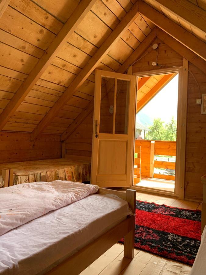 Guest House Ulaj Vuthaj Eksteriør bilde